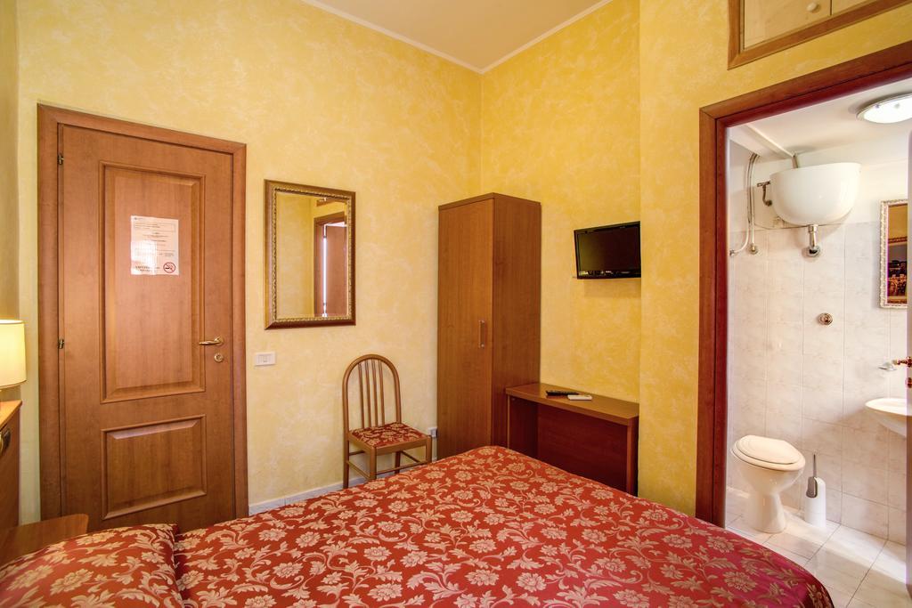 Monti Guest House - Affittacamere Rzym Zewnętrze zdjęcie