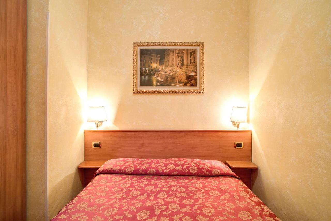 Monti Guest House - Affittacamere Rzym Zewnętrze zdjęcie